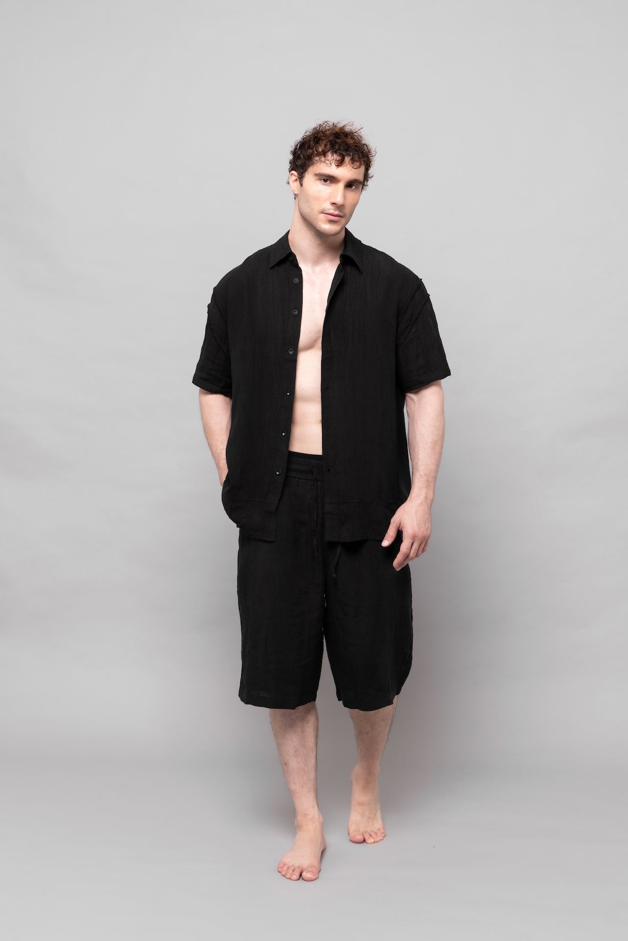Detail Linen Shirt in Black