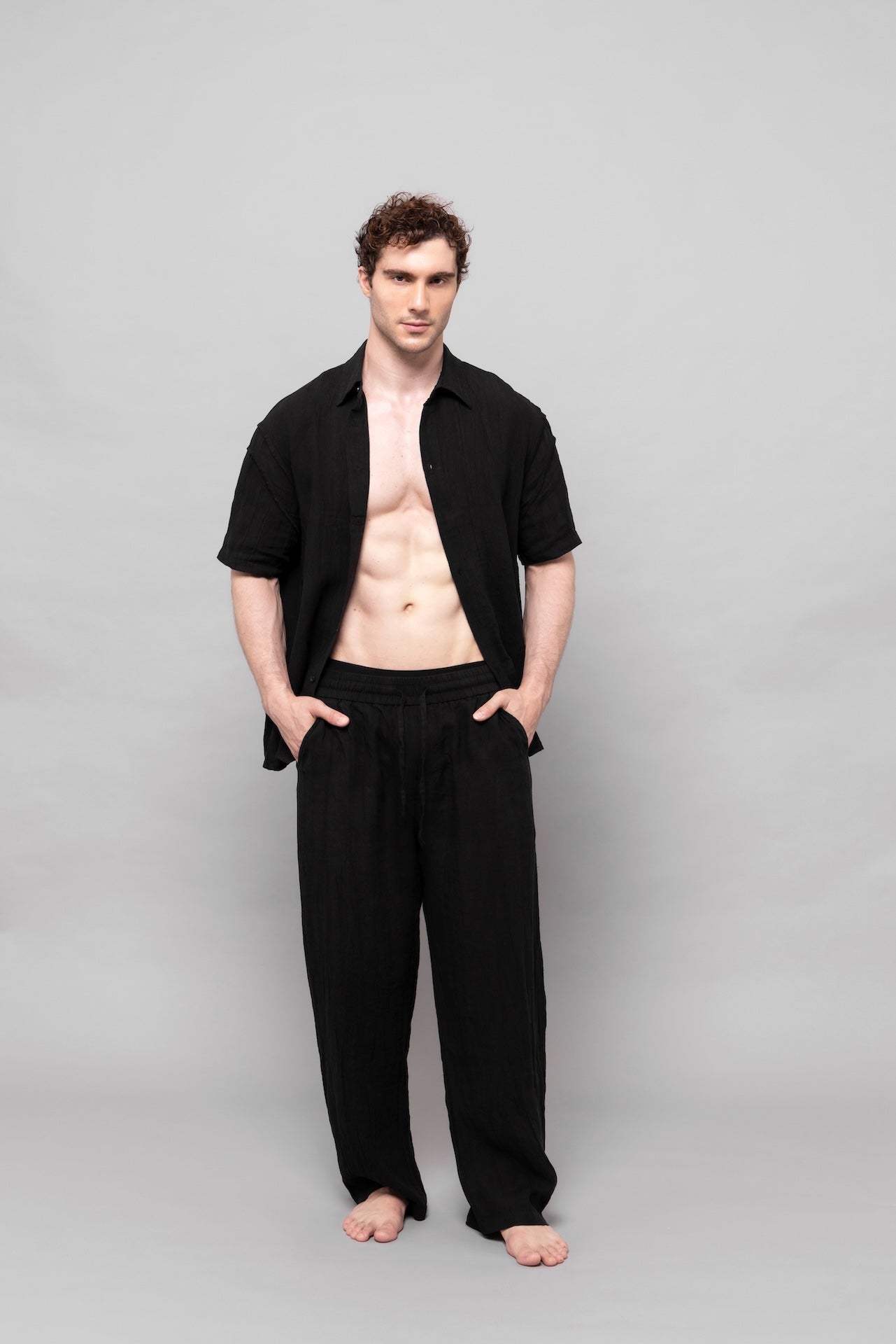 Detail Linen Shirt in Black