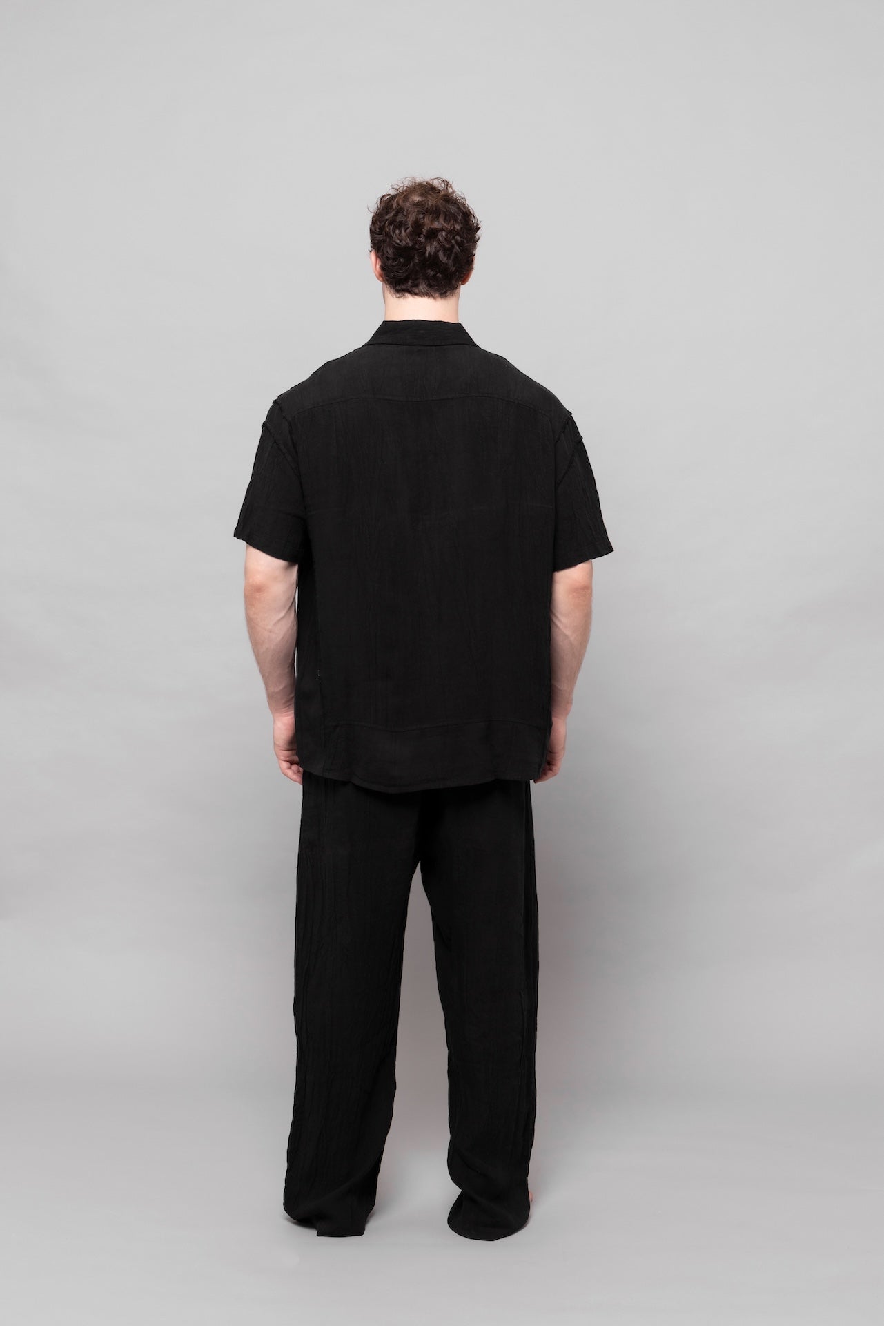 Detail Linen Shirt in Black