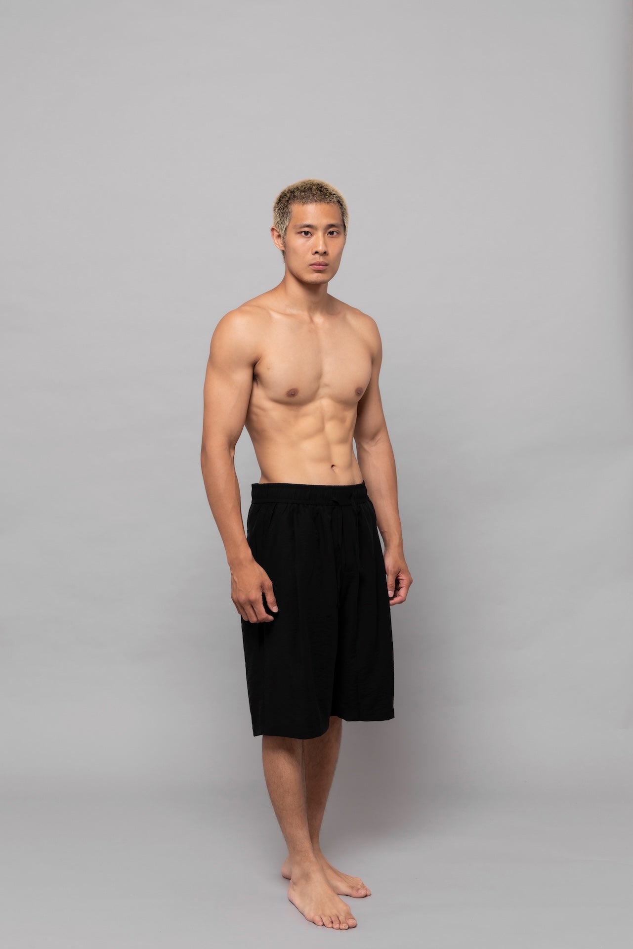 Fluid Cupro Short in Black