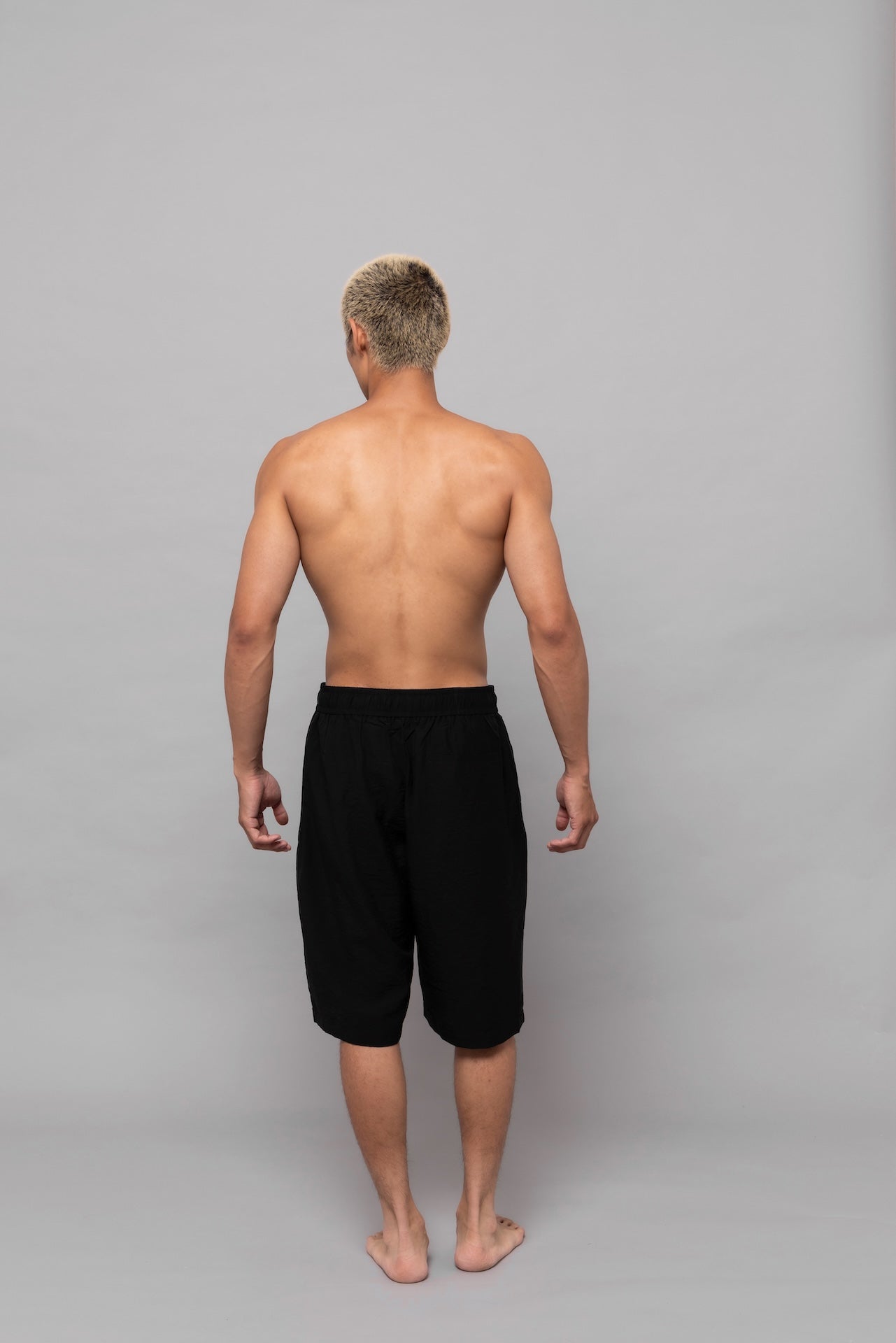 Fluid Cupro Short in Black