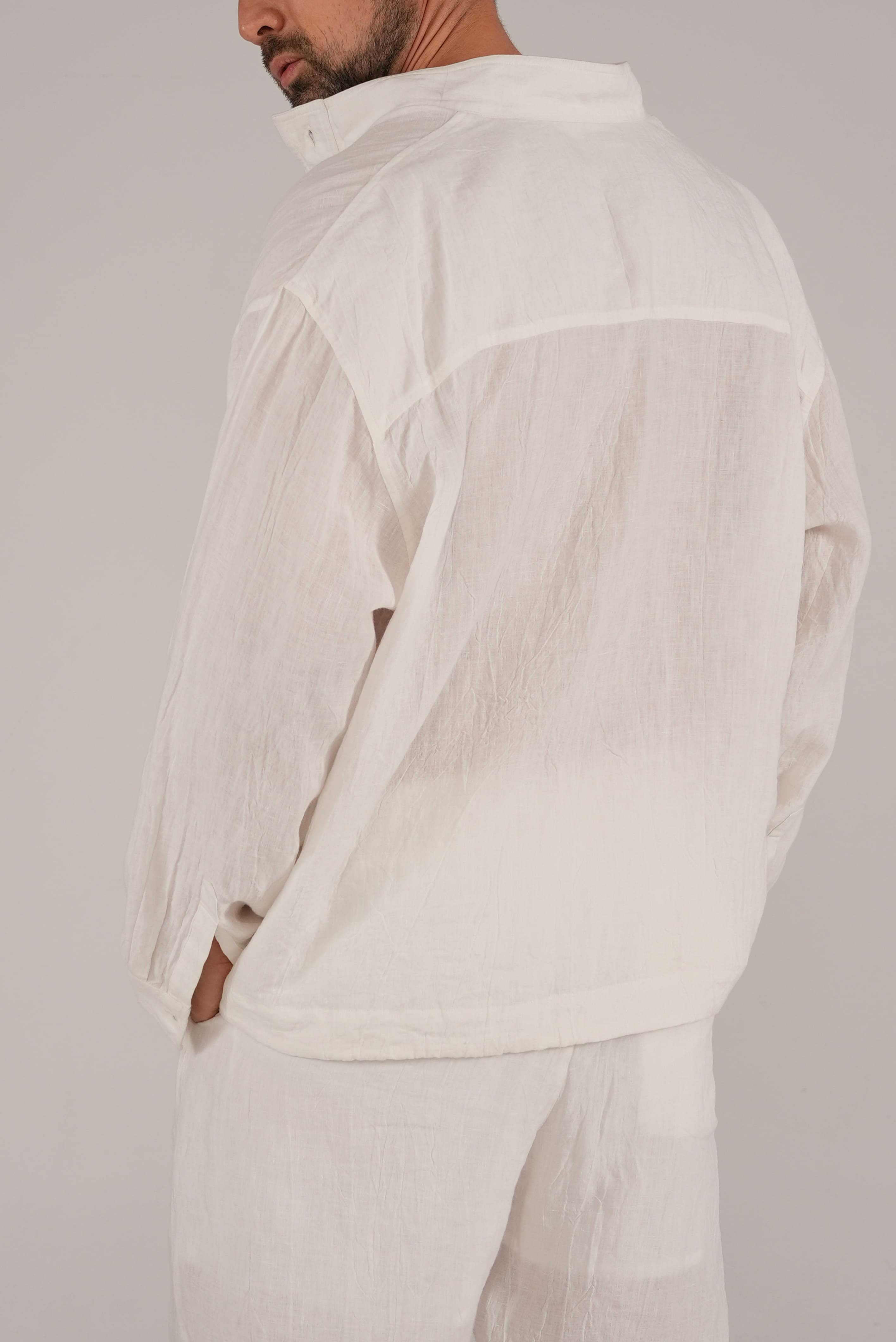 Clean Linen Shirt in White