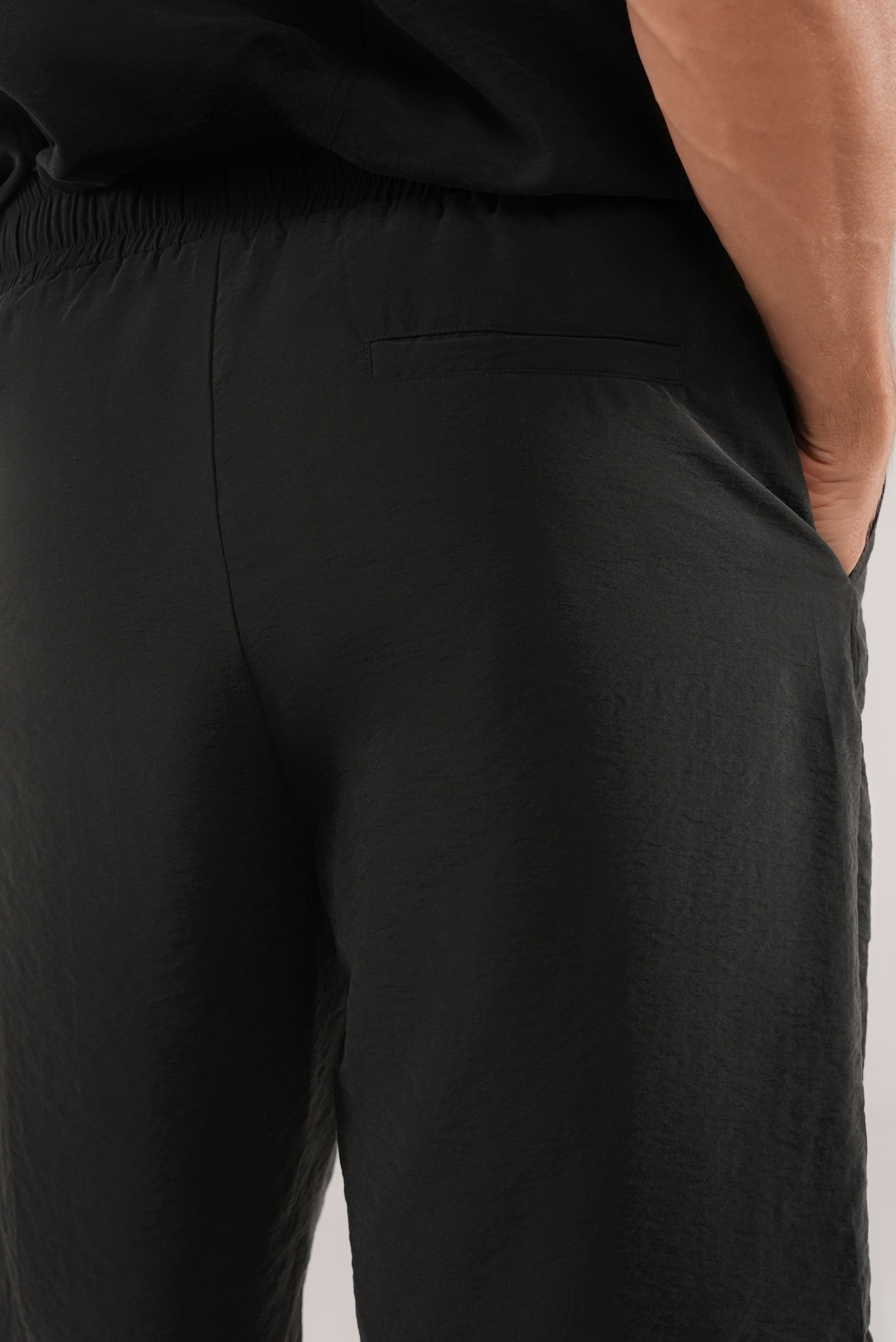 Fluid Cupro Shorts in Black